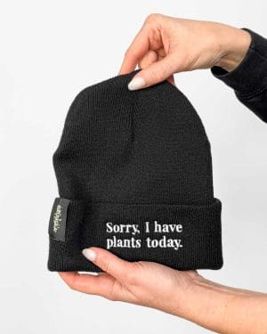 Džungle pletená čepice "Sorry I have plants today." (černá)