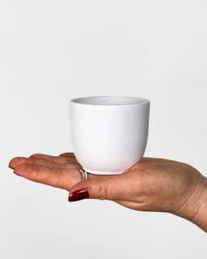 Zaoblený bílý květináč (XS) - 6 cm