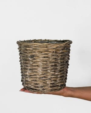 Šedý pletený koš (L) - 17 cm