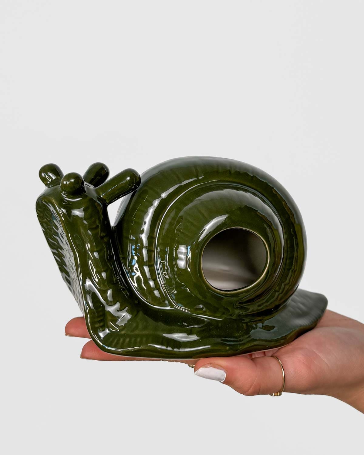 Keramická past na slimáky